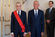O Presidente da Repblica condecorou o Presidente cessante do Supremo Tribunal de Justia. (2)